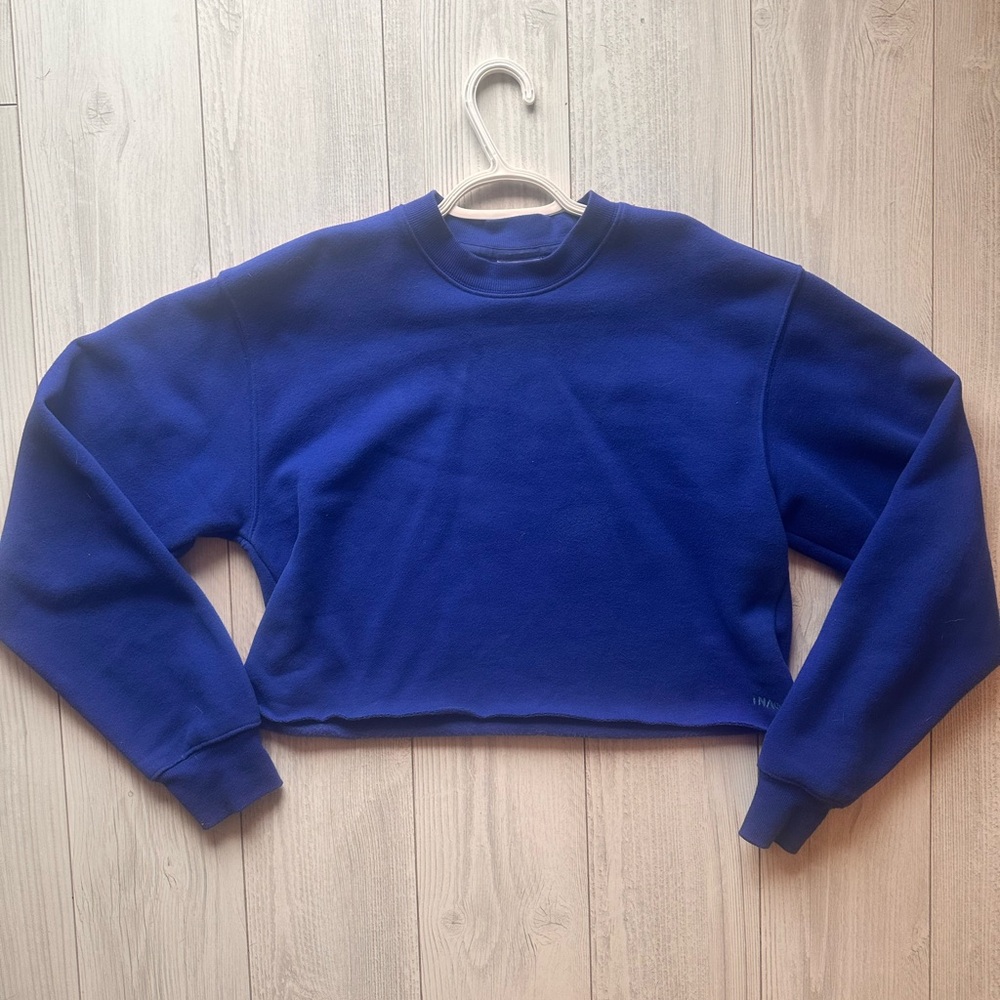 TNA Cropped “Perfect Fit” Cozy Sweatfleece